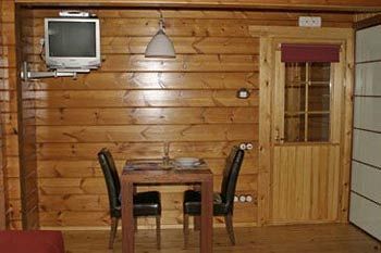 Accommodation De Salut Somlom 圣伊斯特维-德帕劳托德拉 外观 照片